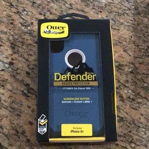 COPY - iPhone XR OtterBox Case